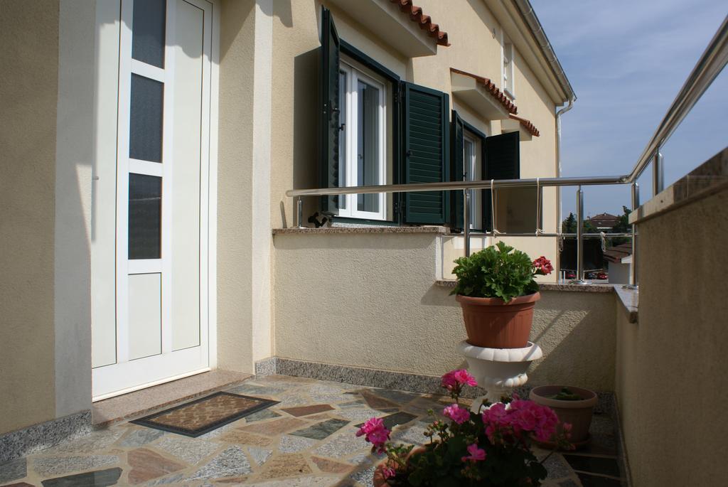 Apartments Robert Porat  Dış mekan fotoğraf